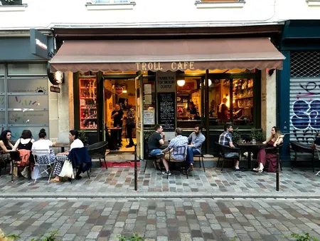 Troll Café beer bar in Paris