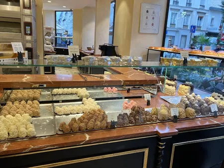 Merveilleux pastries at Aux Merveilleux de Fred