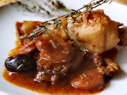 Poulet au chorizo et aux olives