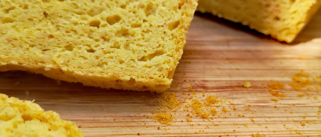 Pain au maïs et épices sans gluten