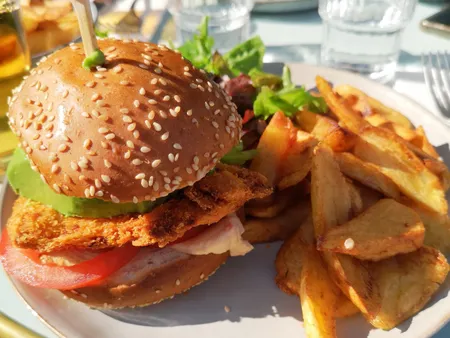 Gluten-free burger at Loulou