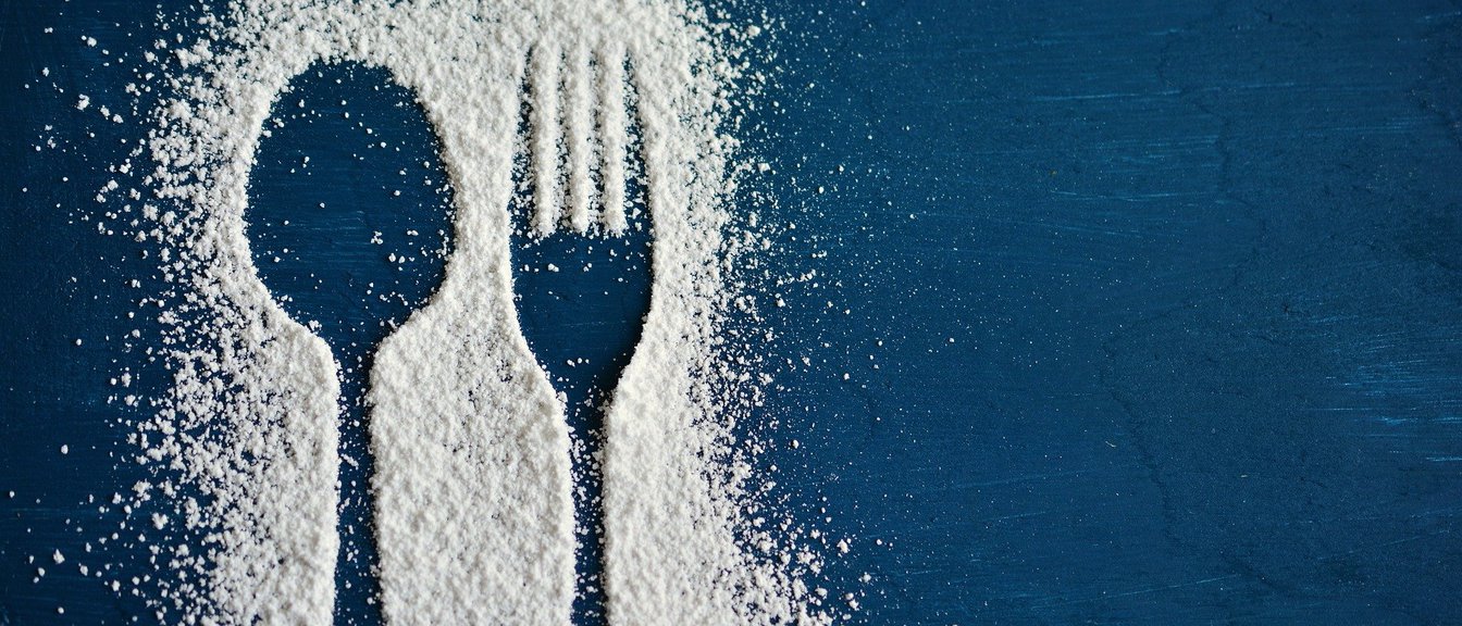 Cuillère et fourchette trace en sucre / farine